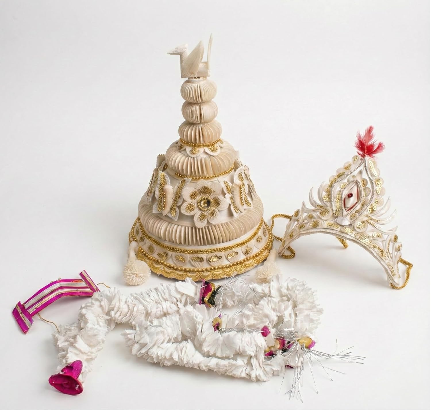 Sholar Topor/Sholar Mukut (শোলার টোপর / মুকুট) – Traditional Bengali Hindu Wedding & Annaprasan Crown | Natural Shola, Ultra-Lightweight | with Shola Garland & Dolangi (Golden)