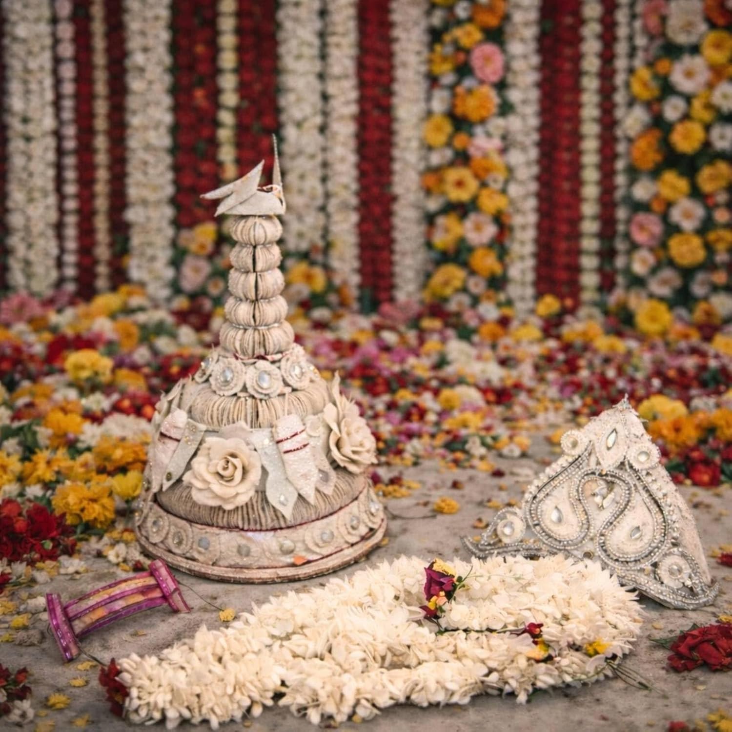 Traditional Sholar Topor / Sholar Mukut (শোলার টোপর / মুকুট) for Bengali Hindu Wedding | Handmade Natural Shola Mukut with Shola Mala & Dolangi | Ultra-Light Bengali Traditional Headgear for Adults